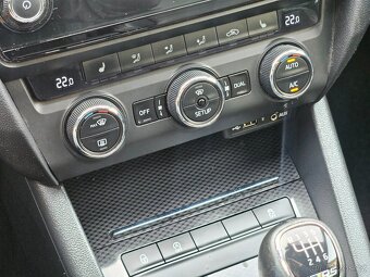 Škoda Octavia III RS 2.0TDi XENON TAŽNÉ KEYLESS rv. 2015 - 13