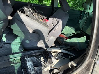 Seat Alhambra 1.9 TDI 85kW - 13
