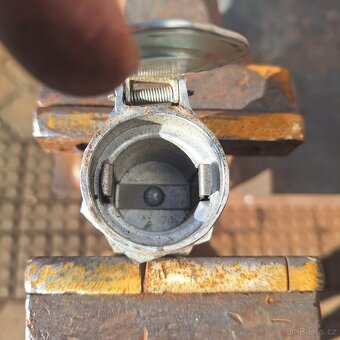 Prodam vse co je na foto - uklid - 13