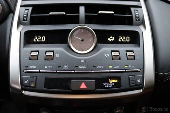 LEXUS NX 300H 2.5 4WD LUXURY 145kW - 13