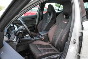Škoda Octavia 2.0 TDI RS DSG - 13