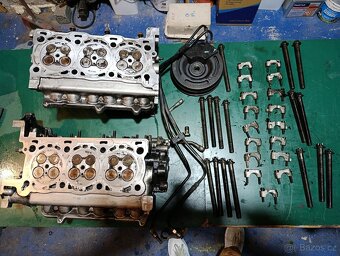 Jeep Grand Cherokee WK2 2011-2013 části motoru - 13