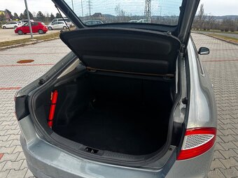 Ford Mondeo 2.0 107Kw benzín - 13
