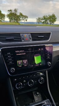 Skoda superb plug in hybrid 160kw - 13