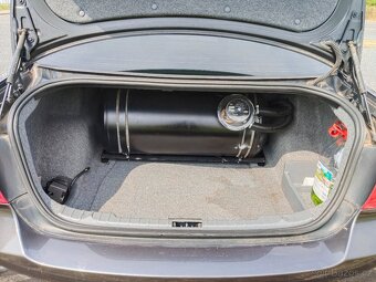 BMW e90 320i pohon LPG zn. PRINS reg. 09/2005 214tis.km - 13