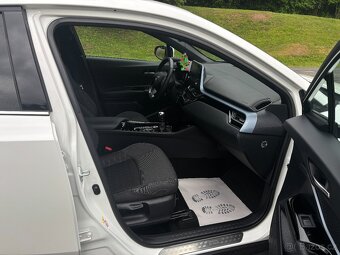 Toyota C-HR, 2020, 1.2 Turbo, CZ, S. Kniha, SELECTION, TOP - 13