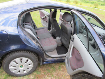Škoda Octavia I 1.6 74 kw, benzín r. v. 1999 - 13