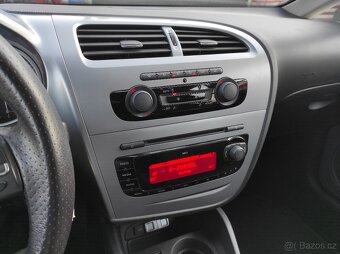 SEAT LEON 1.4 TSi 92KW, VELICE ZACHOVALÝ - 13