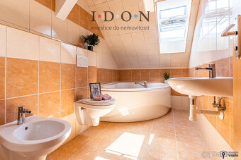 Komerční prostory v Neborech. Budovy + 24.000m2, pozemky, - 13