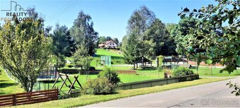 Prodej pozemku 985 m2 Staré Těchanovice, v ceně projekt na R - 13
