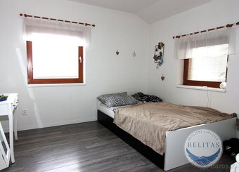 Prodej rodinného domu Dolní Jirčany 95 m², pozemky 962 m² - 13