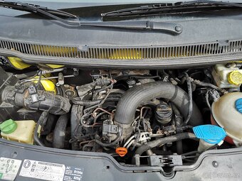 VOLKSWAGEN TRANSPORTER T5 9.MÍST 2.0TDi 75KW 2010 - 13