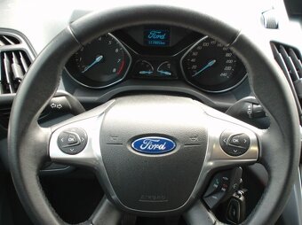 Ford C-MAX 1,6 16V Champions Ed. PDC,vyhřív.sklo,poSTK - 13