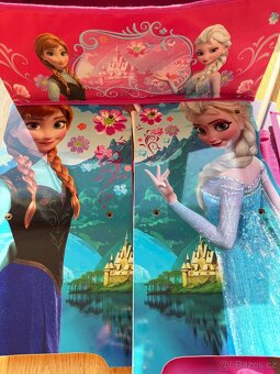 Regál na hračka Anna a Elsa - 13