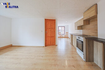 Pronájem, rodinný dům, Valšovice - 13