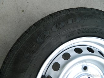 kola ford Transit + pneu R15C - 13