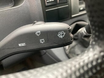 VOLKSWAGEN CARAVELLE T5 2,5TDi - 13