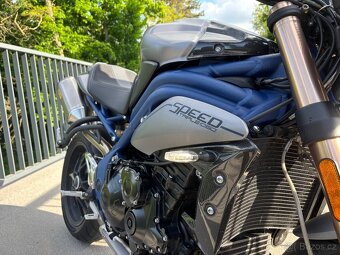 Triumph Speedtriple 1050 SE - 13