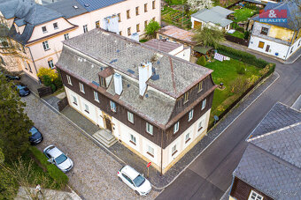 Prodej bytu 2+1, 66 m², Nový Bor, ul. Palackého náměstí - 13