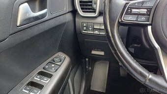 KIA Sportage 1.6 GDi 20TKM-NAVI-1.maj-ČR-TZ - 13