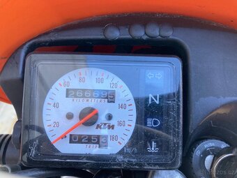 KTM 640 LC4 rok 2001 26.700 km - 13