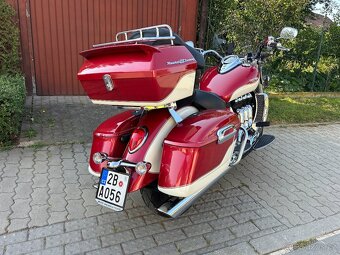 Triumph Rocket III, Touring 2.3i - 13