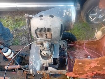 Traktor domácí výroby - 13