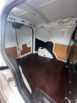 Ford Transit Courier 1.6TDCI - 13