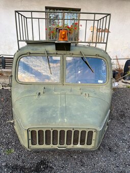 Praga V3S - kabina - 13