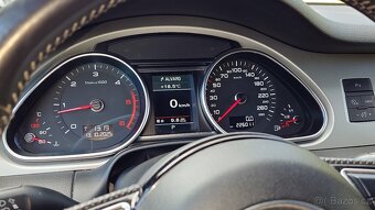 Audi Q7 3,0 TDi 180 kW - tažné - 7 míst - 13