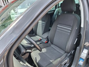 Volkswagen Golf 2.0 TDi 110KW CUP , S.kniha Naj: 127tKM - 13
