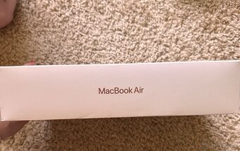 MacBook Air 13 2020 zlatý - 13