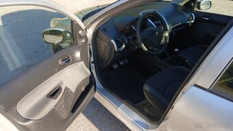 Peugeot 206+ 1,4i - 13