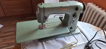 Šicí stroj LADA T132 - 13