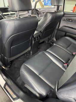 Prodám Lexus RX 350 r.2012 nehybridní 3.5 V6 benzín 204Kw - 13