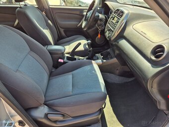Toyota RAV4 2.0D-4D,85KW,4x4,KLIMA,BEZ KOROZE,R.V.2005 - 13