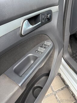 VW Touran R-line 2.0tdi 125kw - 13