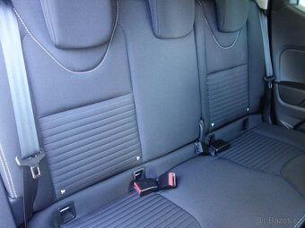 RENAULT CLIO 1.2i 87kW 4-VÁLEC LIMITED - 13