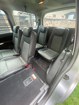 Galaxy 1,8 Tdci bez DPF 7 míst, manuál, Ghia - 13