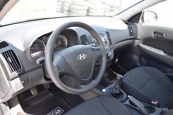 ►►Hyundai i30 1.4 i 80KW•SERVIS• KLIMA ◄◄ - 13