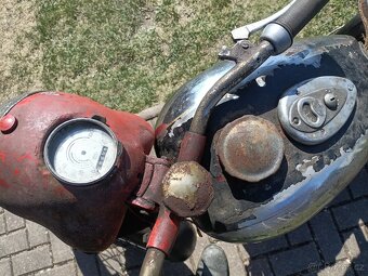 Jawa 250 Pérák - 13