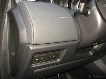 Land Rover Range Rover Evoque 2.0TD4 150PS SE Dynamic M/T 4x - 13