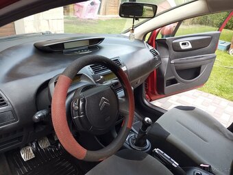 Citroen C4 1.4 65kw benzín 2006 - 13