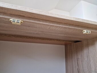 Kvalitní skříně/komody - do obýváku + peřiňák - 13