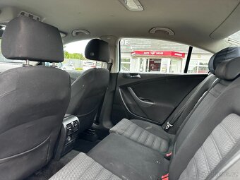 VW PASSAT 2,0 TDI - BKP - AUT. KLIMA - NAVI - NOVÁ STK - 13