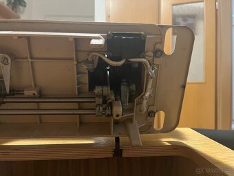 Retro skříňový šicí stroj Lucznik 438 - 13