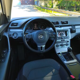 Volkswagen Passat B7 2.0TDI 103kw,poctivých 316tkm - 13