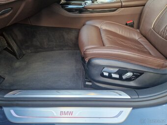 BMW 750i xDrive Pure Excellence, 1. majitel, DPH - 13