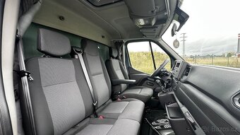 RENAULT MASTER 2,3Dci, reg. 07/2023, 8pal, spaní - 13