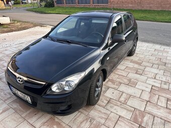 Hyundai i30 1.6CRDi, r.v. 10/2009 - 13